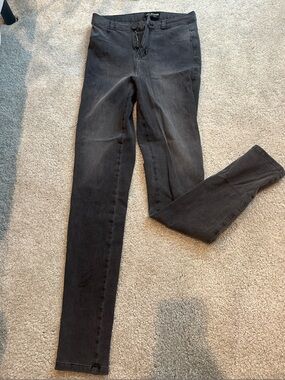 FITJEANS Washed Gray Skinny Jeans for Women